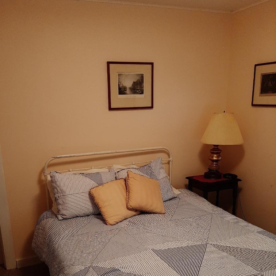 Inn At Starlight Lake & Restaurant Екстериор снимка