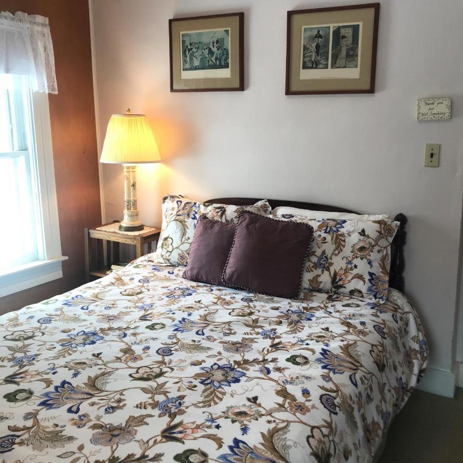 Inn At Starlight Lake & Restaurant Екстериор снимка