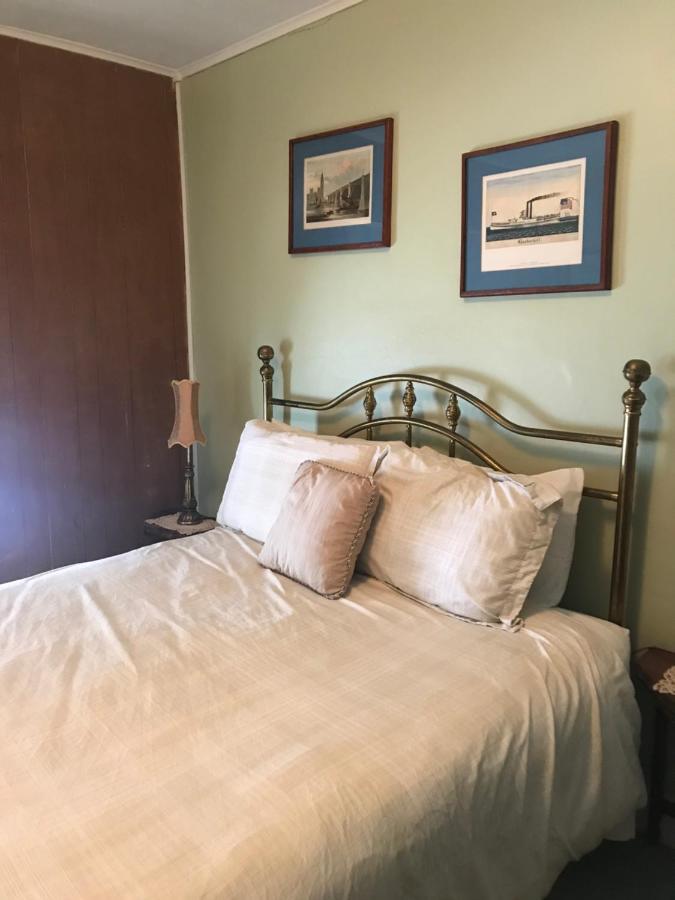 Inn At Starlight Lake & Restaurant Екстериор снимка
